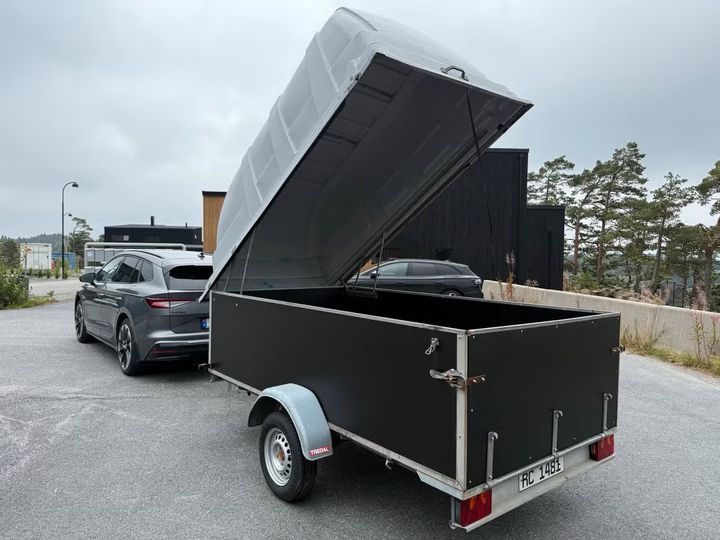 Leie lukket tilhenger