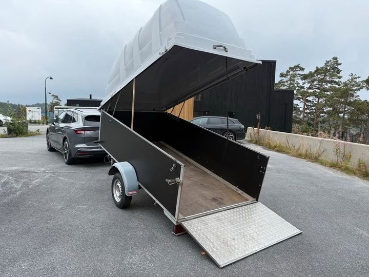 Leie lukket tilhenger